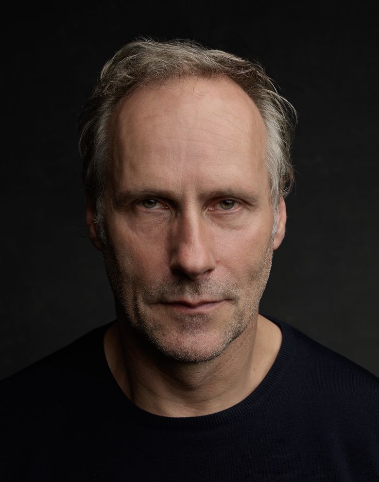SCHAUSPIELER WOLFRAM KOCH LIEST AUS „TOTENFRAU 4 – DIE RÜCKKEHR“