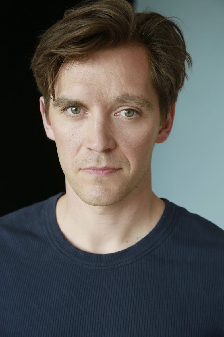 SCHAUSPIELER JONAS NAY LIEST AUS „DIE TOTEN VON MORGEN“